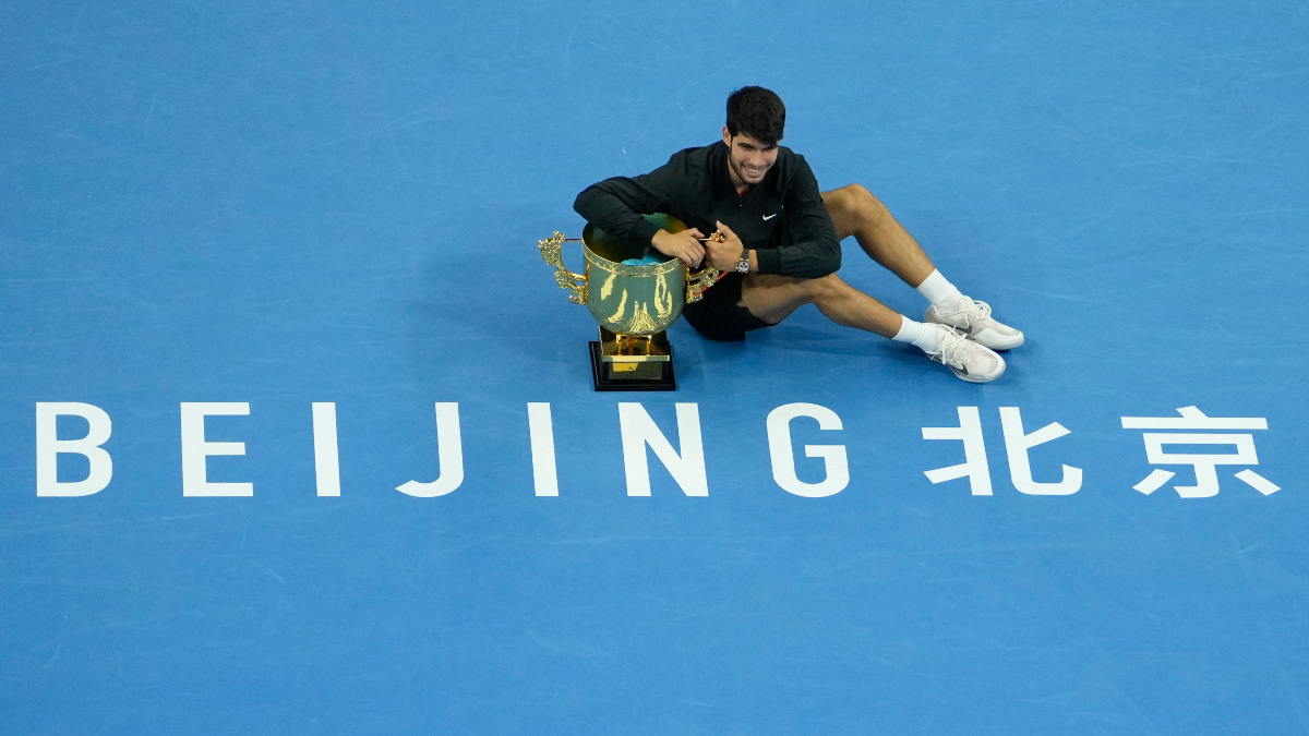 China Open: Carlos Alcaraz roars back from a set down to beat Jannik Sinner, win maiden title China Open: Carlos Alcaraz roars back from a set down to beat Jannik Sinner, win maiden title