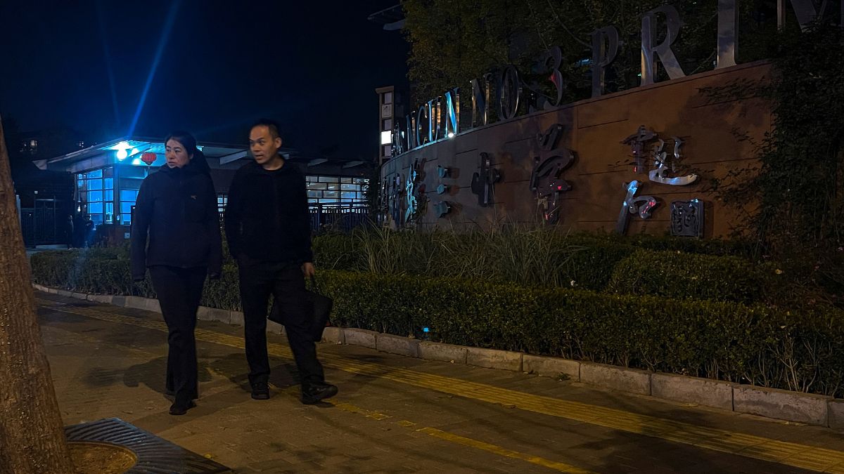 Knife attack in China's Beijing injures 5, including 3 children, say police Knife attack in China's Beijing injures 5, including 3 children, say police