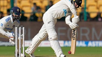 IND vs NZ Highlights, 1st Test in Bengaluru Day 2: Conway scores 91 as New Zealand take 134-run lead in first innings