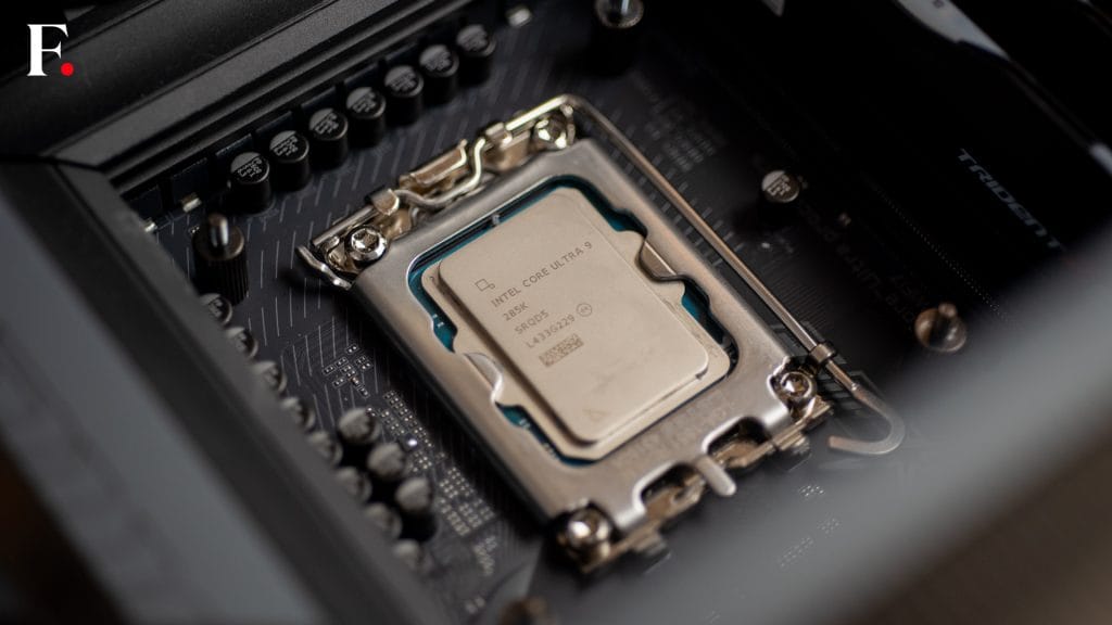 Intel Core Ultra 9 285K CPU Review: New Direction For AI PCs, And Intel ...