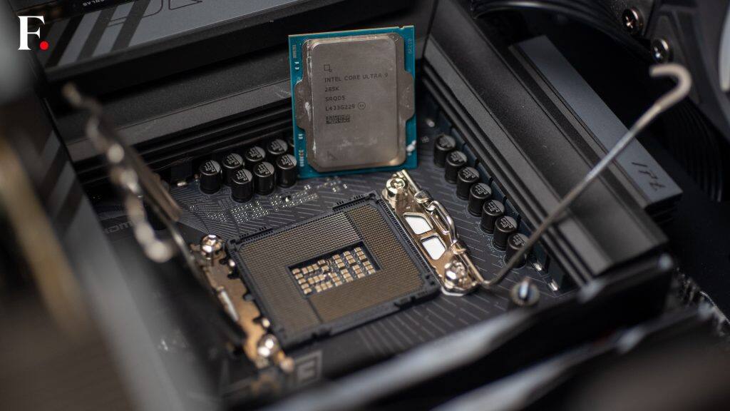 Intel Core Ultra 9 285K CPU Review 7-2024-10-10b96359631acd0485cad4f6841b5ca4