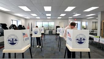 Voter mark their ballots during the primary election and abortion referendum at a Wyandotte County polling station in Kansas City, Kansas, US, August 2, 2022. File Image/Reuters