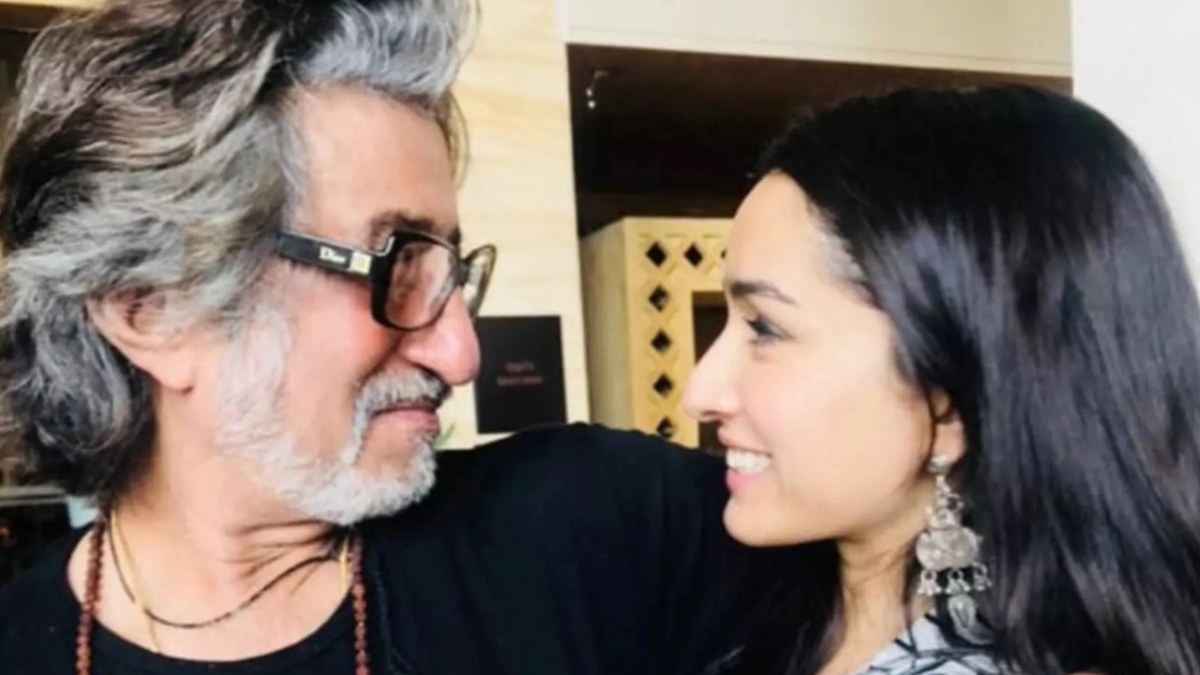 Stree 2 star Shraddha Kapoor opens up on her increased remuneration, dad Shakti Kapoor's struggle in Bollywood Stree 2 star Shraddha Kapoor opens up on her increased remuneration, dad Shakti Kapoor's struggle in Bollywood