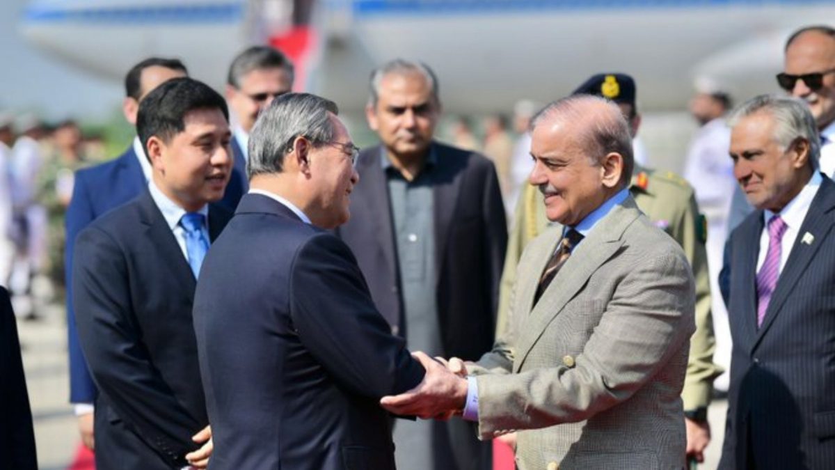 Premier Li inaugurates China-funded Gwadar airport but doesn’t travel to Balochistan Premier Li inaugurates China-funded Gwadar airport but doesn’t travel to Balochistan