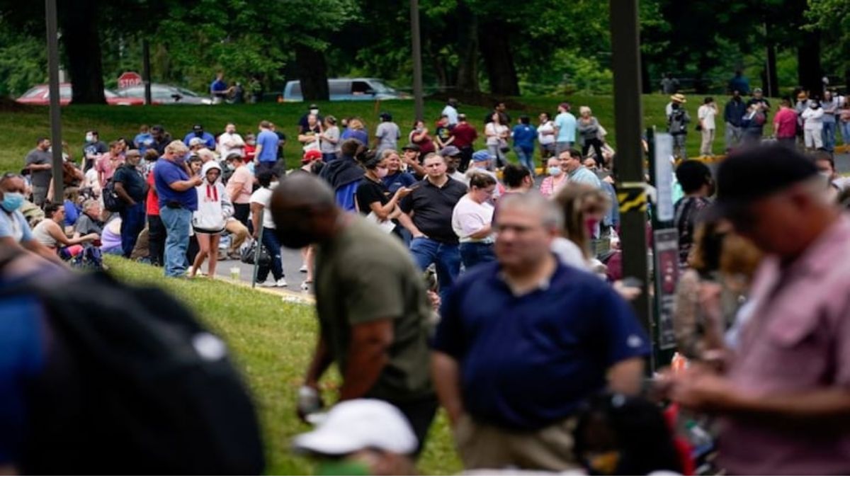 US jobless claims fall to 241,000 as hurricanes impacts fade US jobless claims fall to 241,000 as hurricanes impacts fade