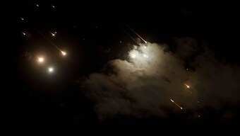This picture shows projectiles being intercepted by Israel above Jerusalem, on 1 October 2024. Photo: AFP
