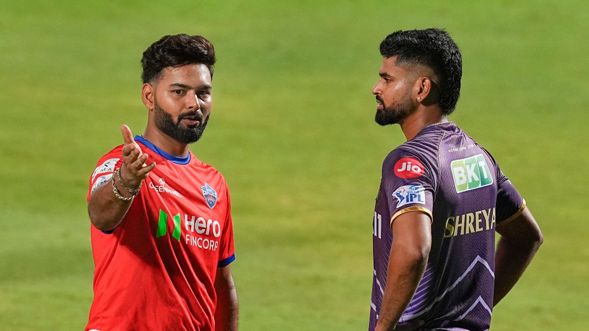 Rishabh Pant, Shreyas Iyer likely to enter IPL 2025 mega auction; RCB eyes DC star: Report Rishabh Pant, Shreyas Iyer likely to enter IPL 2025 mega auction; RCB eyes DC star: Report