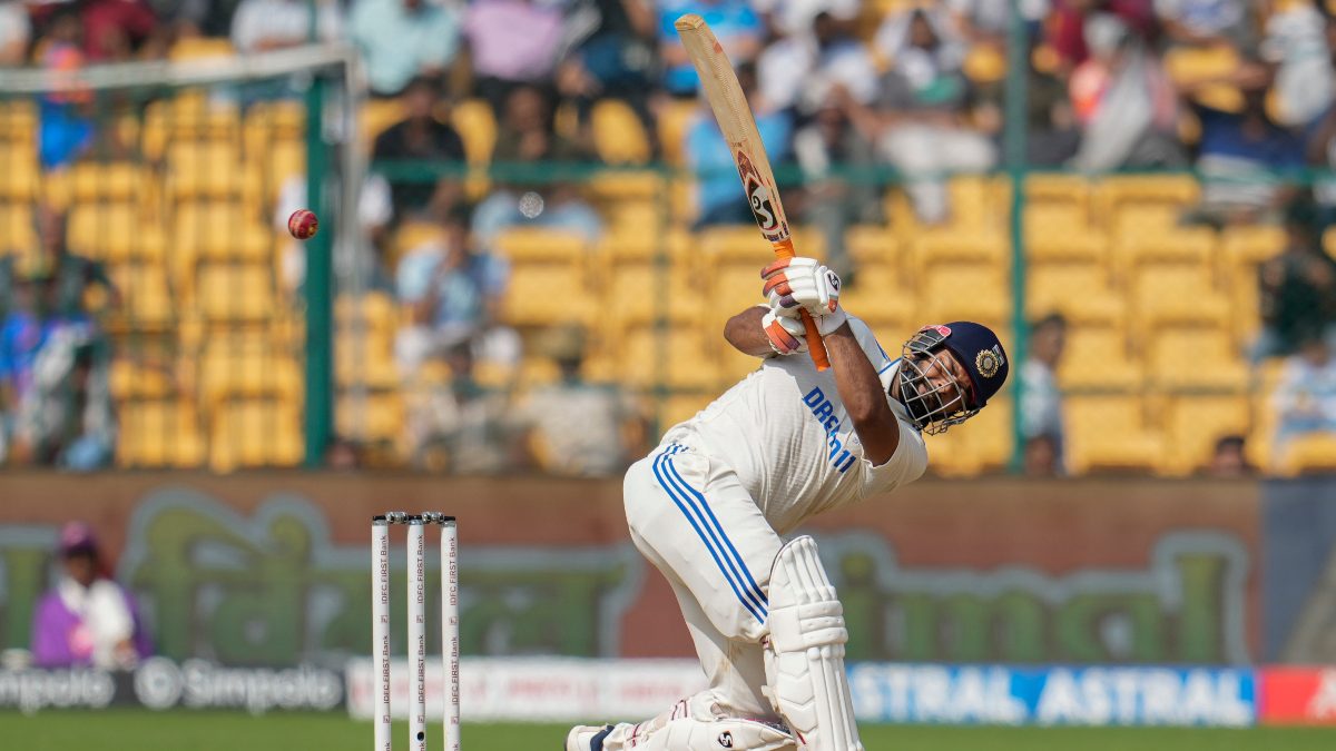 Rishabh Pant suffers heartbreaking dismissal on 99 after a knock full of defiance and grit Rishabh Pant suffers heartbreaking dismissal on 99 after a knock full of defiance and grit