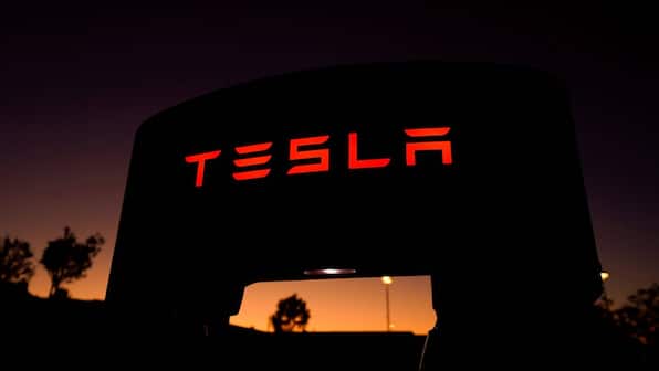 Tesla delivered more EVs than ever, but still missed projection because of Chinese EVs