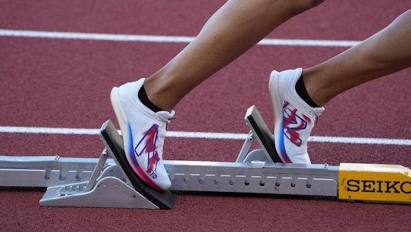  Will World Athletics' rule limiting thickness of shoe soles make races slower?