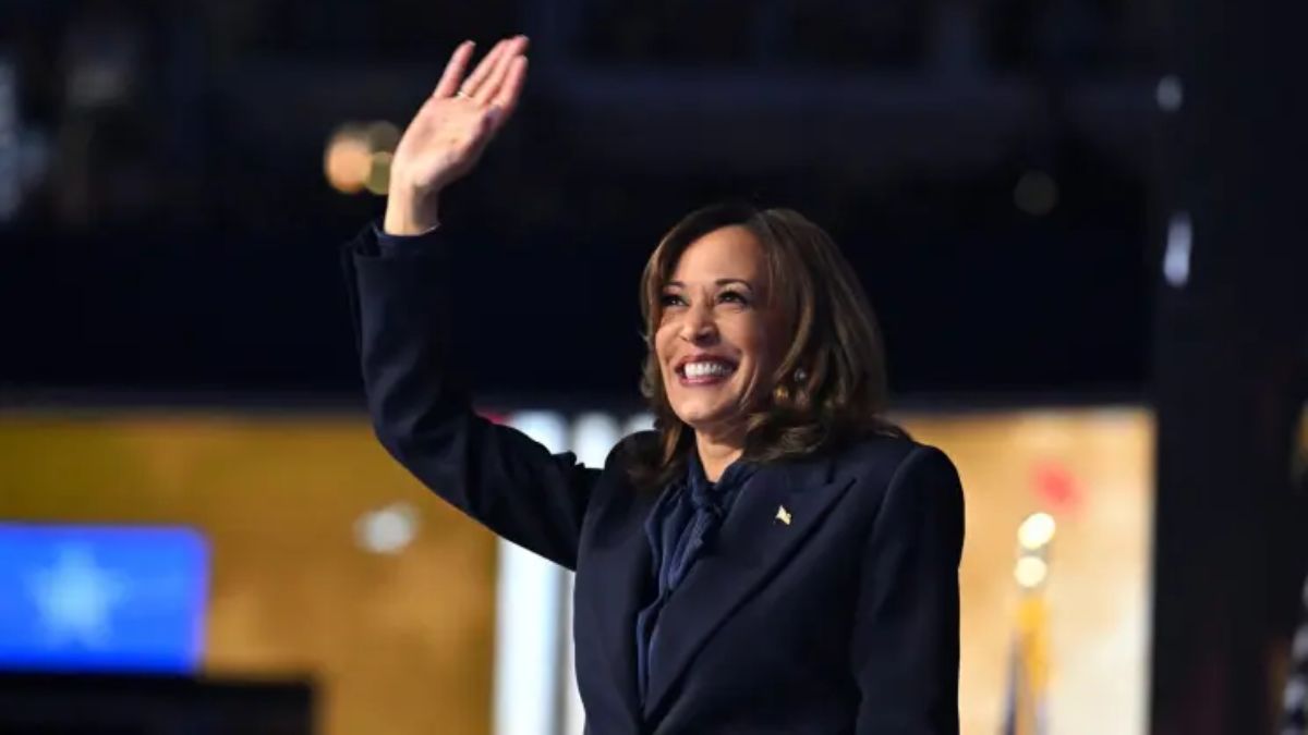Harris holds razor-thin lead over Trump as campaign enters final leg: Poll Harris holds razor-thin lead over Trump as campaign enters final leg: Poll