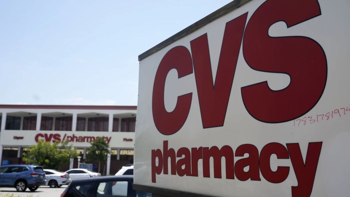 CVS shares drop 19% after ouster of CEO Karen Lynch: Who's going to steer the healthcare giant now? CVS shares drop 19% after ouster of CEO Karen Lynch: Who's going to steer the healthcare giant now?