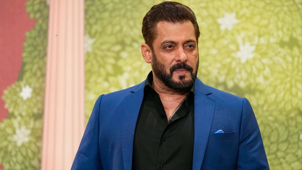 Bigg Boss 18- Salman Khan breaks silence on receiving death threats from gangster Lawrence Bishnoi and Baba Siddique's murder: 'What all I am going through in my life' Bigg Boss 18- Salman Khan breaks silence on receiving death threats from gangster Lawrence Bishnoi and Baba Siddique's murder: 'What all I am going through in my life'