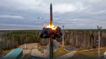 A Yars intercontinental ballistic missile is test-fired as part of Russia's nuclear drills from a launch site in Plesetsk, northwestern Russia, October 26, 2022. File Photo/AP
