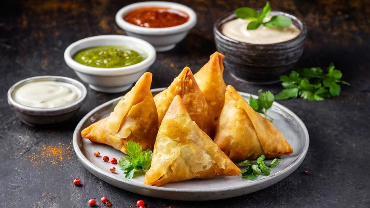 Samosas are high in AGEs. Pixabay/Representational Image Samosas are high in AGEs. Pixabay/Representational Image