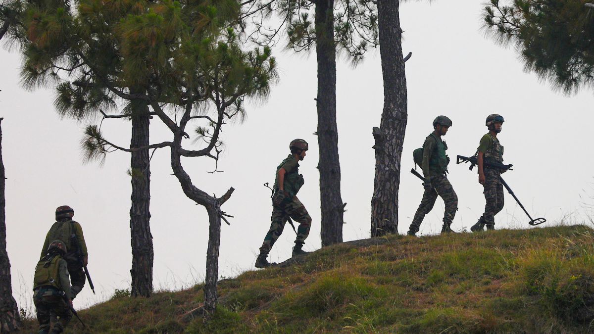 Security forces launch major anti-militancy operation in J&K after terrorists spotted near Pak border Security forces launch major anti-militancy operation in J&K after terrorists spotted near Pak border