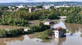 Typhoons Trami & Kong-rey kill at least 139 Philippines, expand to China & Taiwan