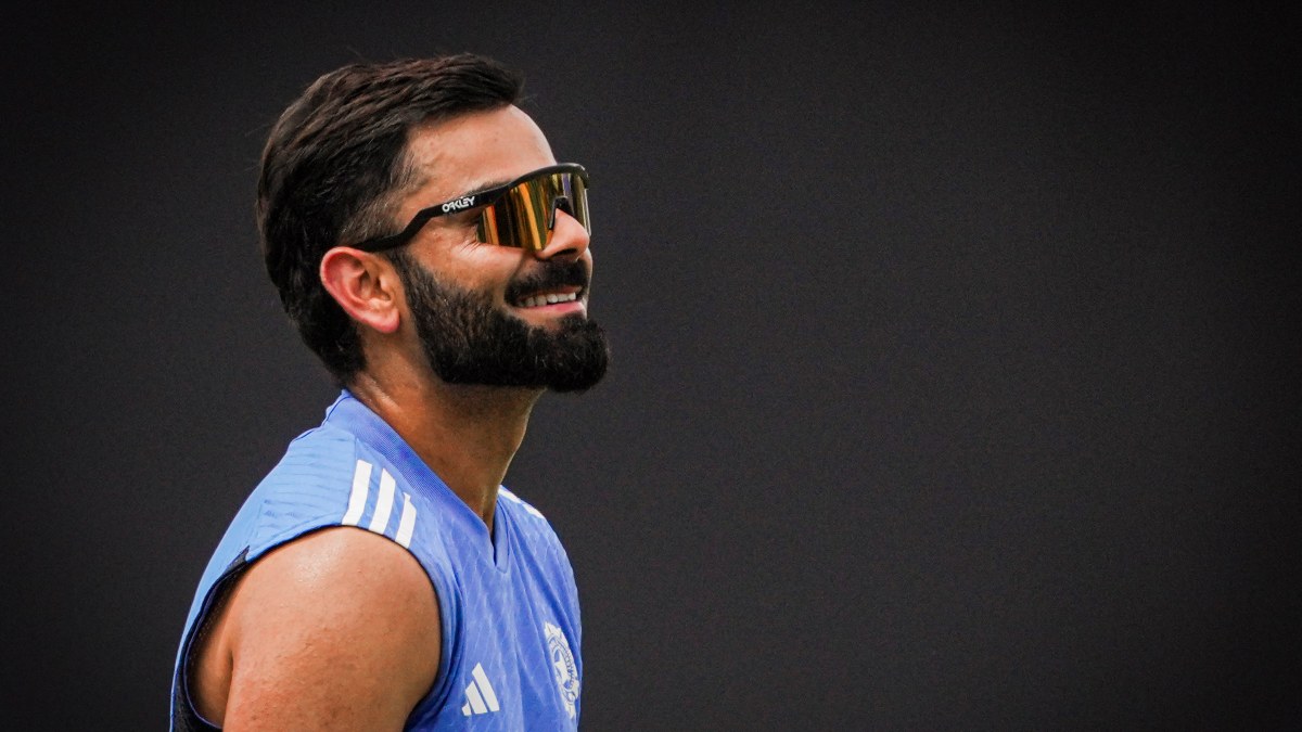 Virat Kohli gifts Shakib Al Hasan with Bangladesh legend likely having made last Test appearance against India in Kanpur Virat Kohli gifts Shakib Al Hasan with Bangladesh legend likely having made last Test appearance against India in Kanpur