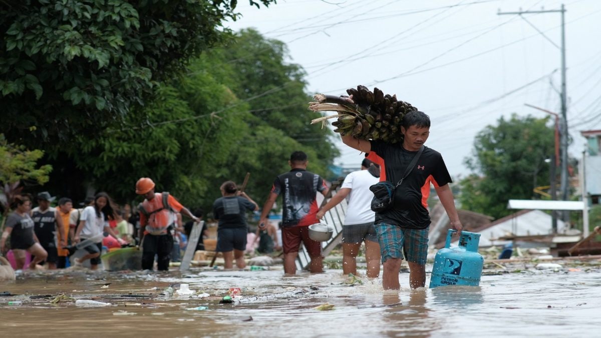 40 Dead, Dozens Missing as Tropical Storm Trami Wreaks Havoc in Philippines