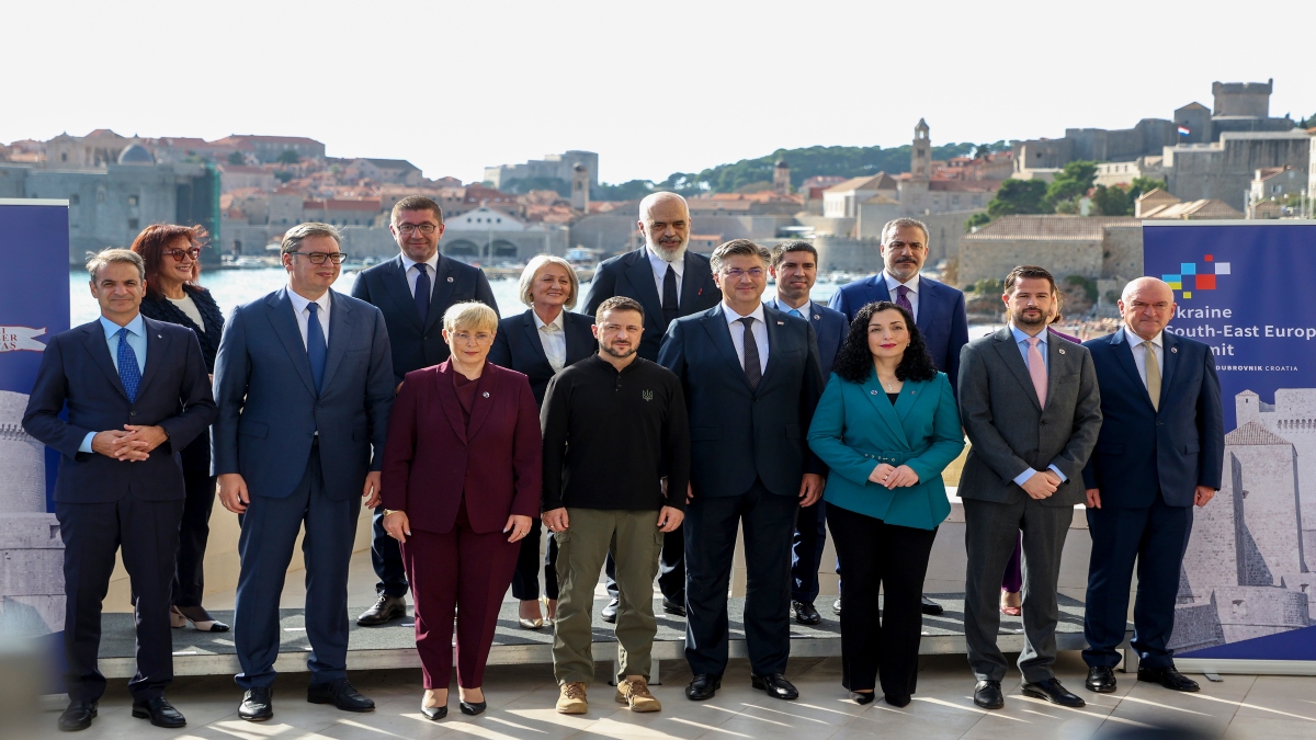 Ukrainian President Volodymyr Zelenskyy, centre left, poses with Croatian Prime Minister Andrej Plenkovic, centre right, and other regional leaders during the Southeast Europe Croatia Ukraine summit in Dubrovnik, Croatia, on Wednesday. AP Ukrainian President Volodymyr Zelenskyy, centre left, poses with Croatian Prime Minister Andrej Plenkovic, centre right, and other regional leaders during the Southeast Europe Croatia Ukraine summit in Dubrovnik, Croatia, on Wednesday. AP