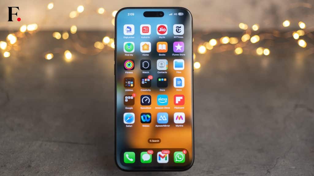 iPhone 16 Pro Max Review 13-2024-10-fefeaa86203a120ae6328f39505353cc