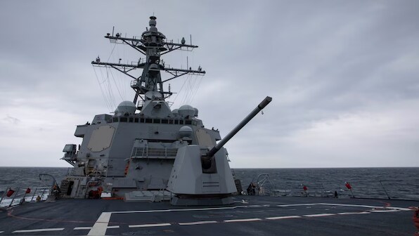 US, Canadian navies sail through sensitive Taiwan Strait as China conducts new round of war games