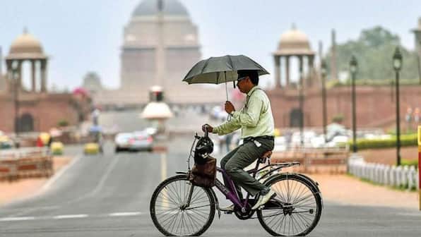 ‘October heat’ is here. How does it affect your health? How can you stay safe?
