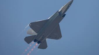 A J-35A stealth aircraft flies during the China International Aviation and Aerospace Exhibition, or Airshow China, in Zhuhai, Guangdong province, China November 12. Reuters