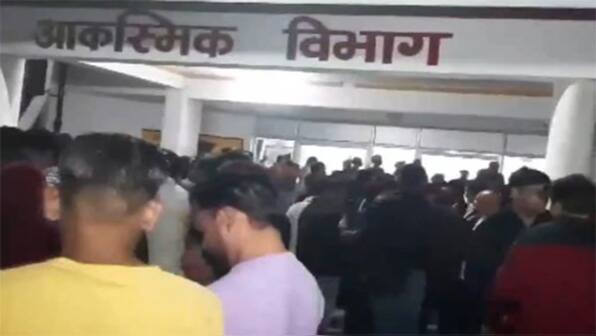 10 newborns killed, 16 injured as massive fire breaks out at Jhansi Medical College, UP CM reacts