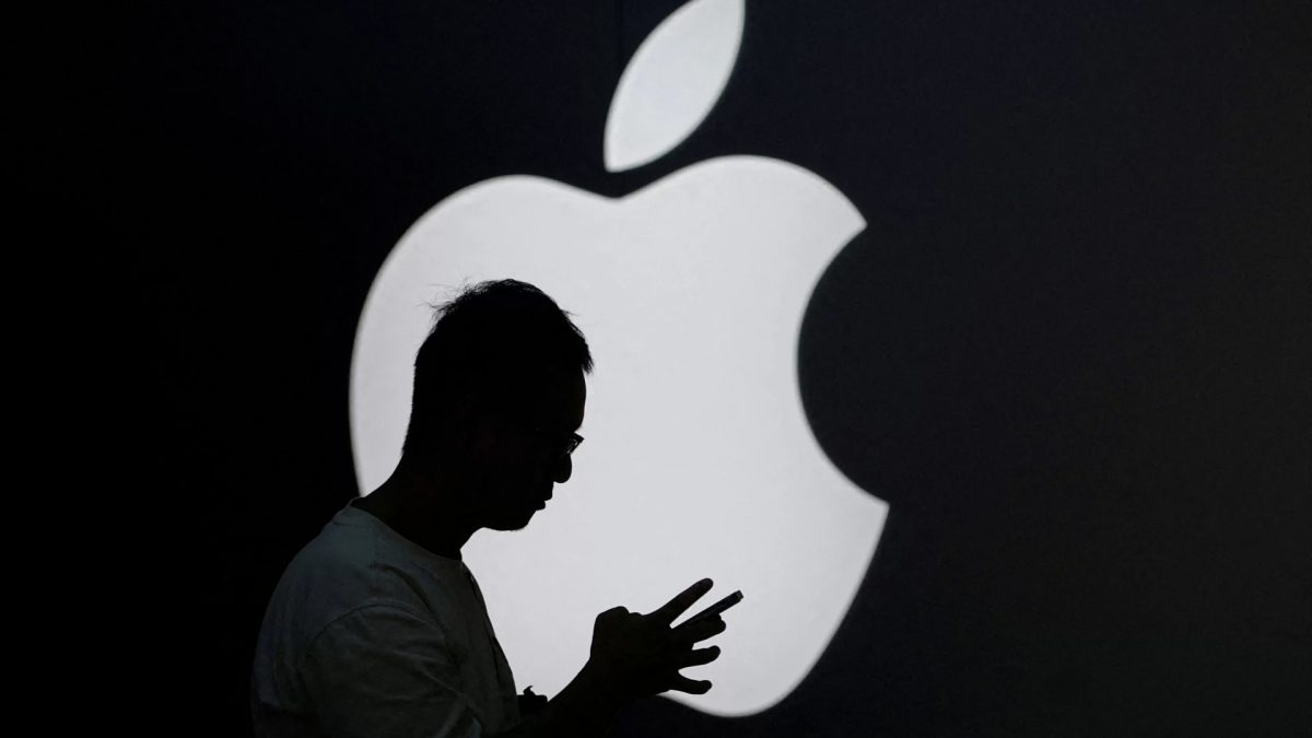 Apple faces another lawsuit for ‘extorting’ UK iCloud users, ripping them off with ‘exorbitant’ prices Apple faces another lawsuit for ‘extorting’ UK iCloud users, ripping them off with ‘exorbitant’ prices