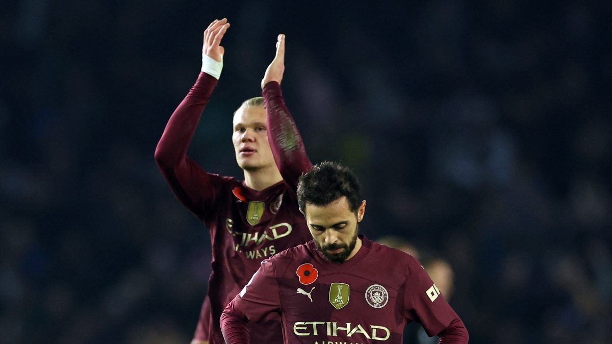 Premier League: Manchester City succumb to fourth consecutive defeat; Liverpool consolidate lead at top