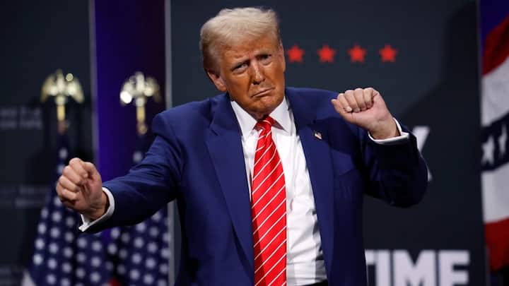 US shutdown looms over Trump as Democrats, Republican spar over healthcare spending