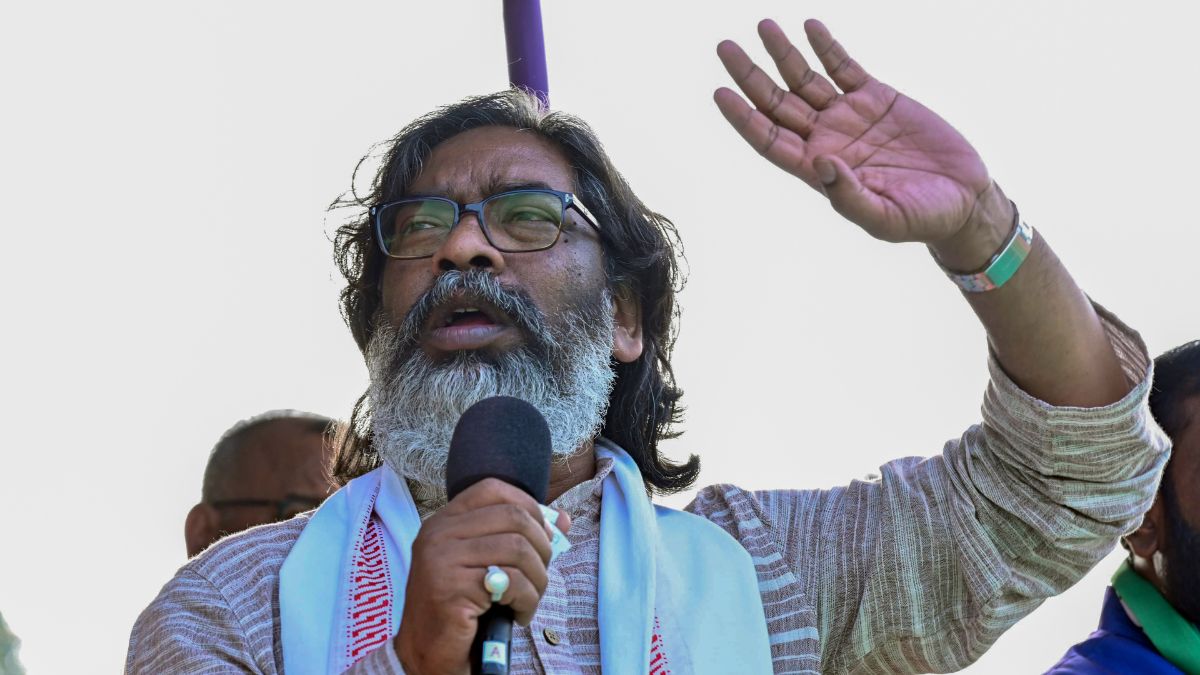 JMM leader Hemant Soren to take oath as Jharkhand chief minister. File image/PTI JMM leader Hemant Soren to take oath as Jharkhand chief minister. File image/PTI