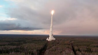 The photo shows a Yars intercontinental ballistic missile launched during a test from the Plesetsk cosmodrome in Northern Arkhangelsk region, Russia, on October 29, 2024. (Photo: Reuters) 