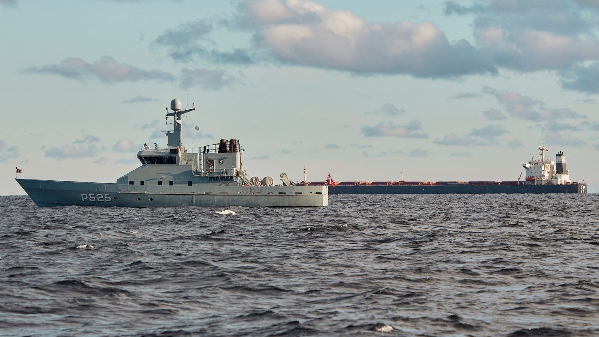 Chinese ship suspected of sabotaging data cables in Baltic Sea for Russia: Report