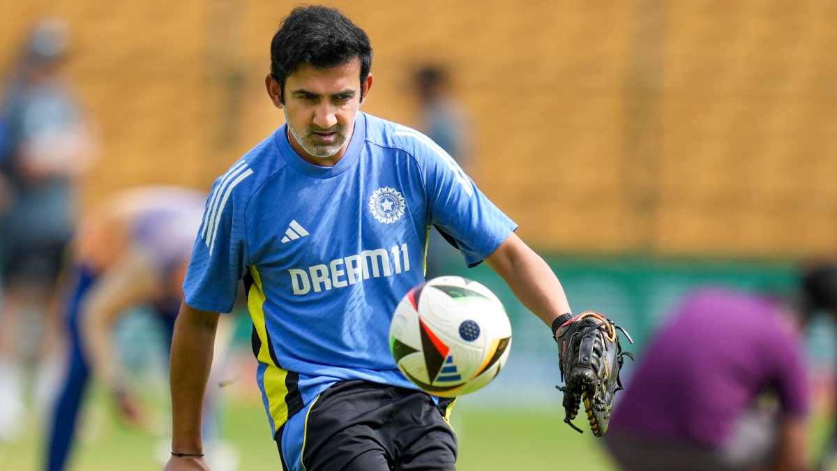 Former India cricketer sends reminder of Gautam Gambhir's commitment amid report of coach facing BCCI anger Former India cricketer sends reminder of Gautam Gambhir's commitment amid report of coach facing BCCI anger