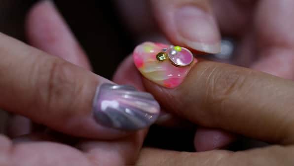 Nailing it: How a Japanese manicurist is dealing with plastic pollution