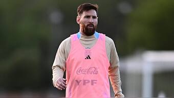 Lionel Messi in training session ahead of Argentina's football match against Paraguay. Image: Reuters 