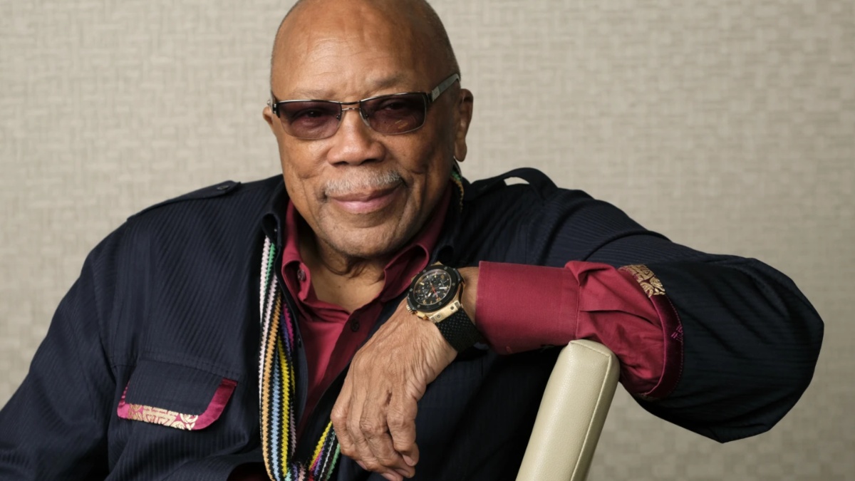 Quincy Jones, music titan who worked with everyone from Frank Sinatra to Michael Jackson, dies at 91 Quincy Jones, music titan who worked with everyone from Frank Sinatra to Michael Jackson, dies at 91