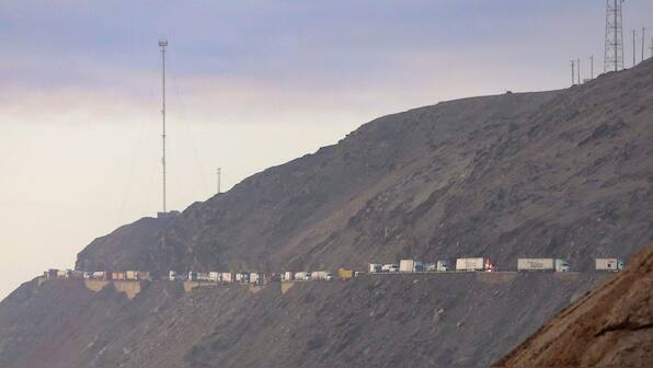 Peru's Congress extends mining permit scheme despite opposition