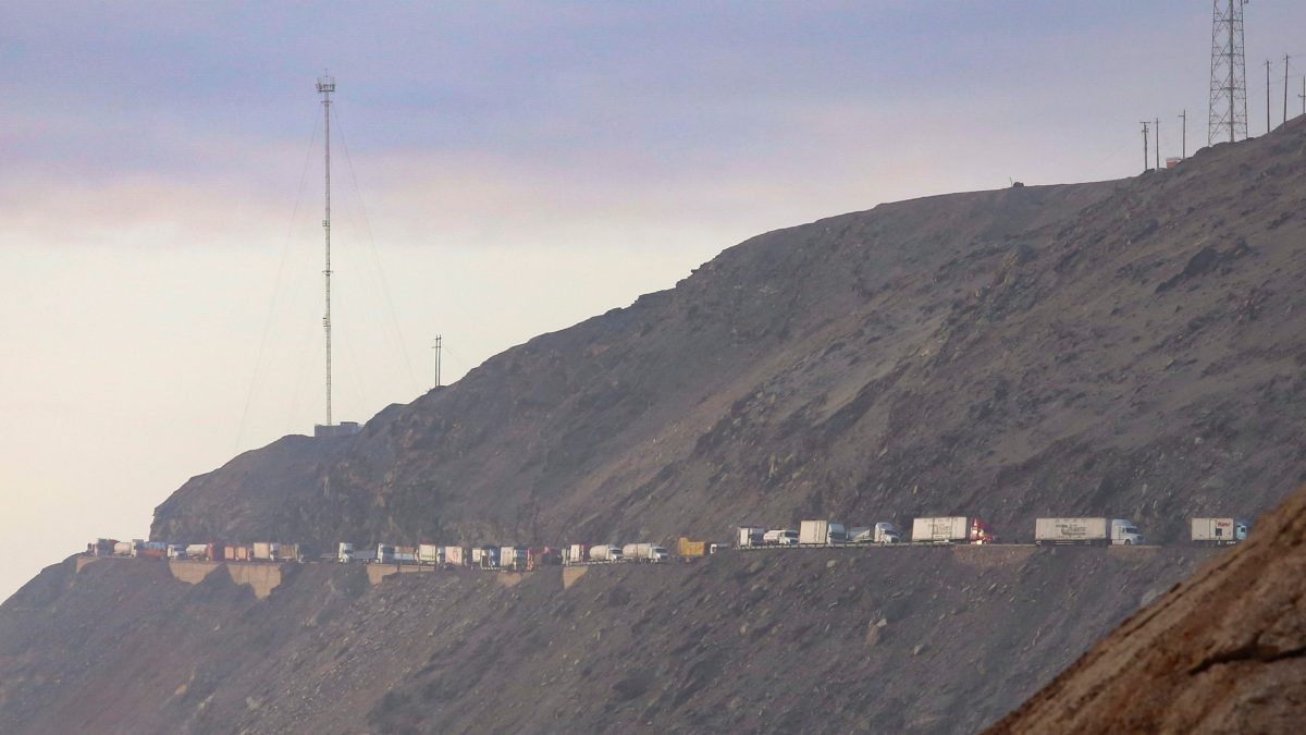 Peru's Congress extends mining permit scheme despite opposition Peru's Congress extends mining permit scheme despite opposition