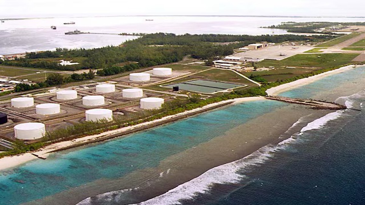 Fuel tanks at the edge of a miltary airstrip on Diego Garcia, largest island in the Chagos archipelago. CLH/File Photo/Reuters Fuel tanks at the edge of a miltary airstrip on Diego Garcia, largest island in the Chagos archipelago. CLH/File Photo/Reuters
