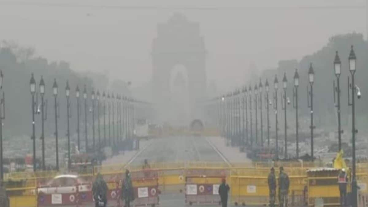 Delhi’s pollution emergency and India’s aspiration to become a leading economy