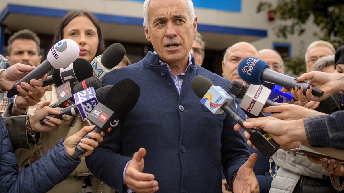 Romania's mainstream parties face crisis as populist candidate surges ahead Romania's mainstream parties face crisis as populist candidate surges ahead