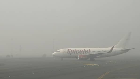 Delhi smog disrupts flights: Can CAT III technology help land planes in low visibility?