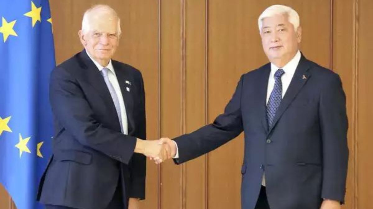 Japan, EU sign new defence pact amid growing China-Russia military ties Japan, EU sign new defence pact amid growing China-Russia military ties