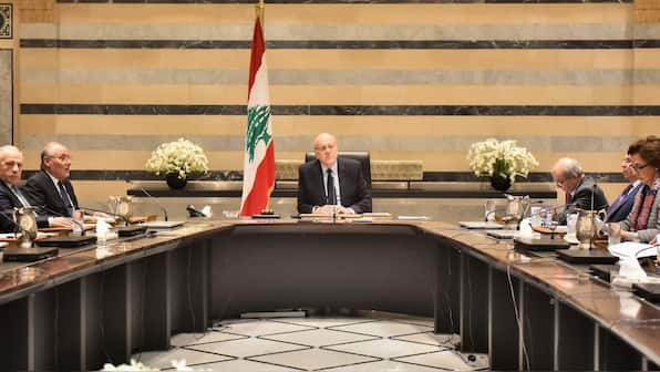 Lebanon to convene paliamentary session in Jan to elect new president
