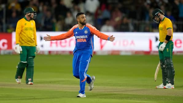 IND vs SA: Varun Chakravarthy stamps his authority on South Africa, nearly helps India win two-in-two