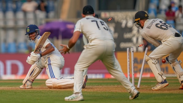 IND vs NZ: New Zealand fight back in Mumbai after Jadeja, Sundar help India bowl Kiwis out for 235 on Day 1