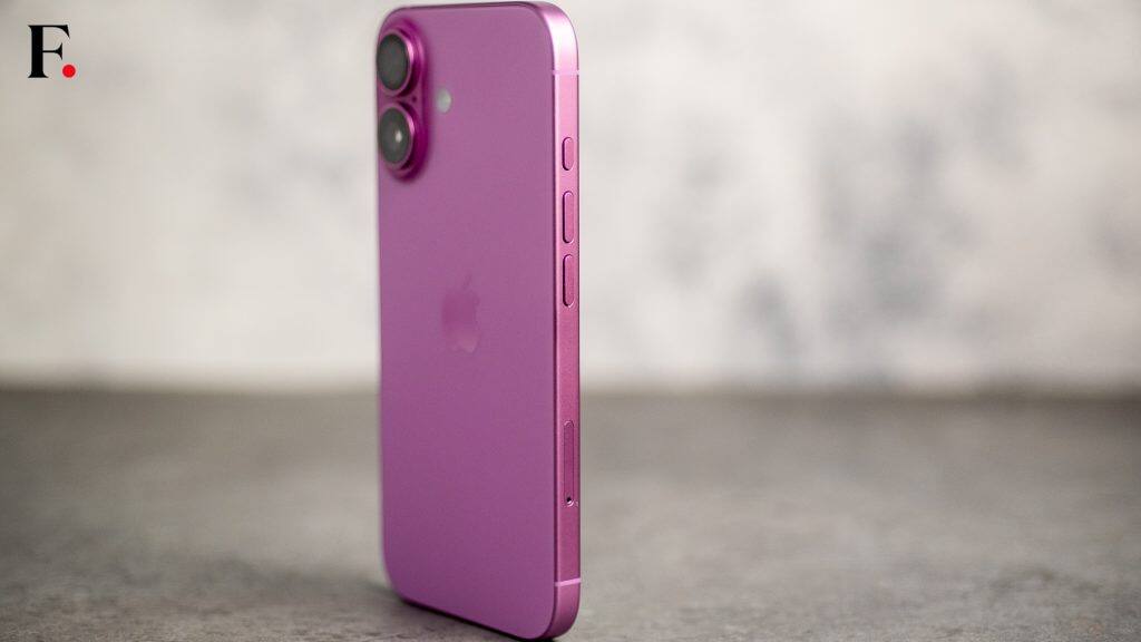 iPhone 16 Review 3-2024-11-6ce6400ff3f4f6ca465ac919653ae26a